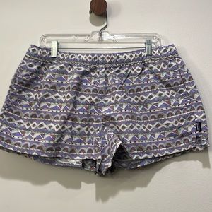 Patagonia Barely Baggies Shorts size XL lavendar print
